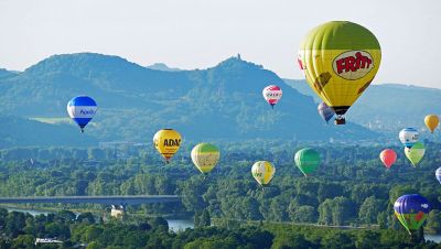 Ballonfestival Bonn  | Ballonstart mit Blick auf das Siebengebirge